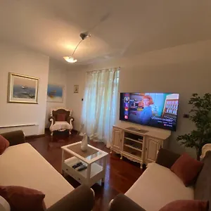 https://luxury-rooms-7heaven-suite-apartment.splithotels.org